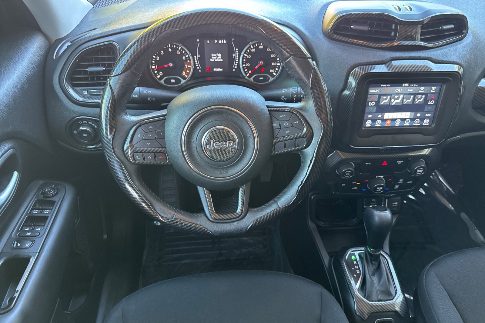 Used 2019 Jeep Renegade Altitude w/ Quick Order Package 2XM FWD image 15