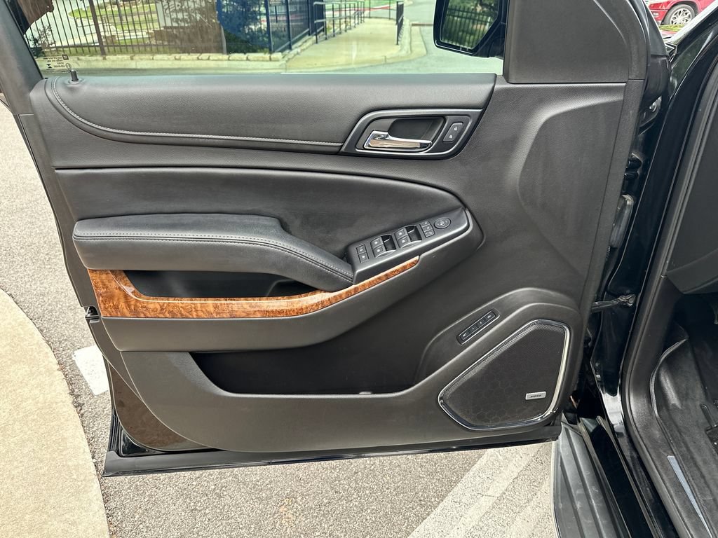 Used 2015 Chevrolet Tahoe LTZ RWD image 16