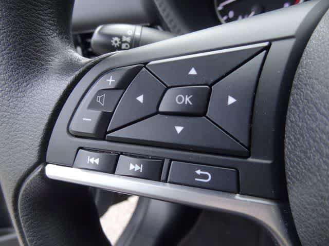 Used 2023 Nissan Sentra SV FWD image 17