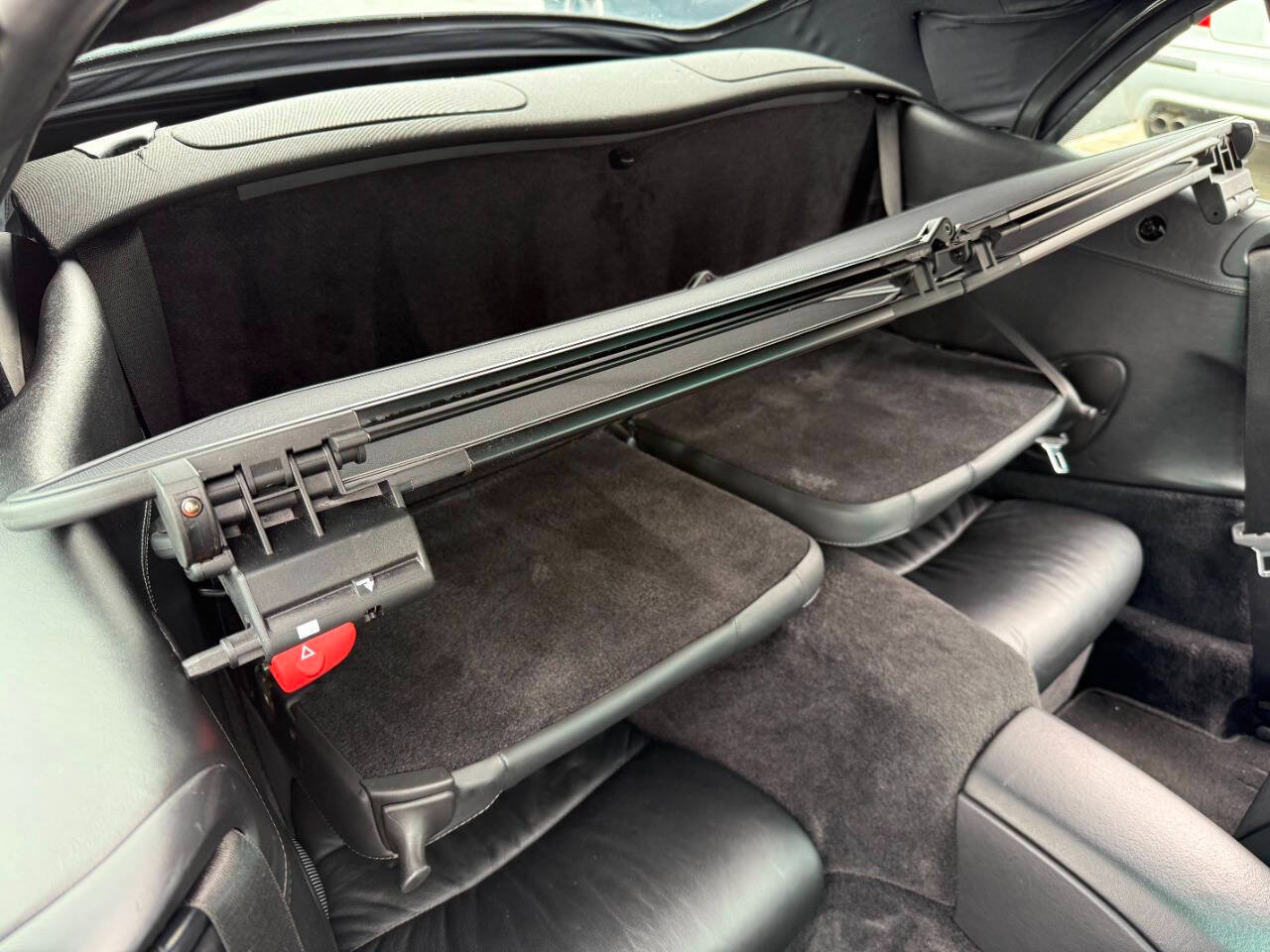 Used 2000 Porsche 911 Carrera image 41