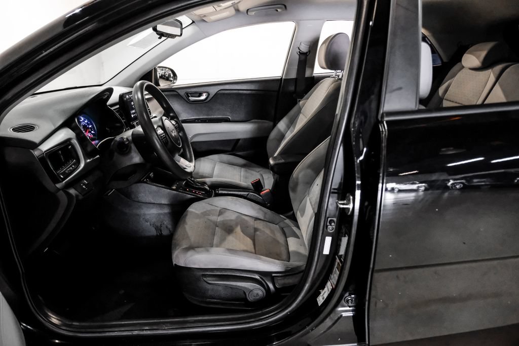 Used 2023 Kia Rio S FWD image 4