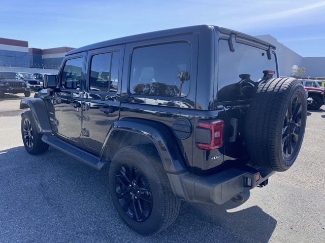 Used 2021 Jeep Wrangler Unlimited Sahara w/ Cold Weather Group image 7