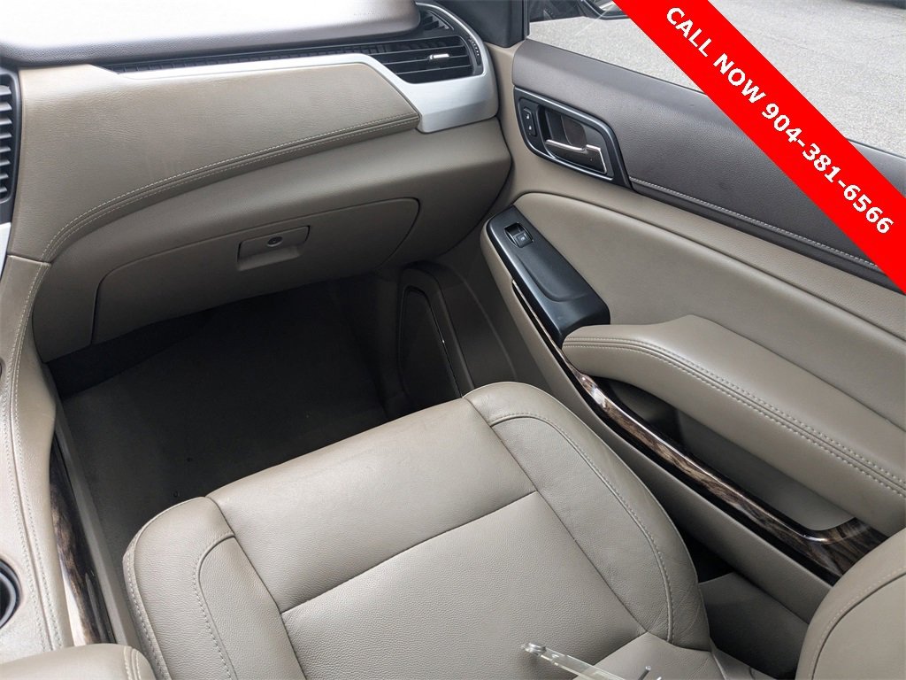 Used 2020 GMC Yukon XL SLT w/ HD Trailering Package image 19