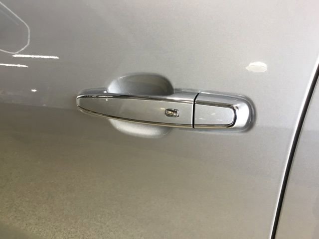 Used 2019 Chevrolet Blazer Premier w/ Sun and Wheels Package image 12