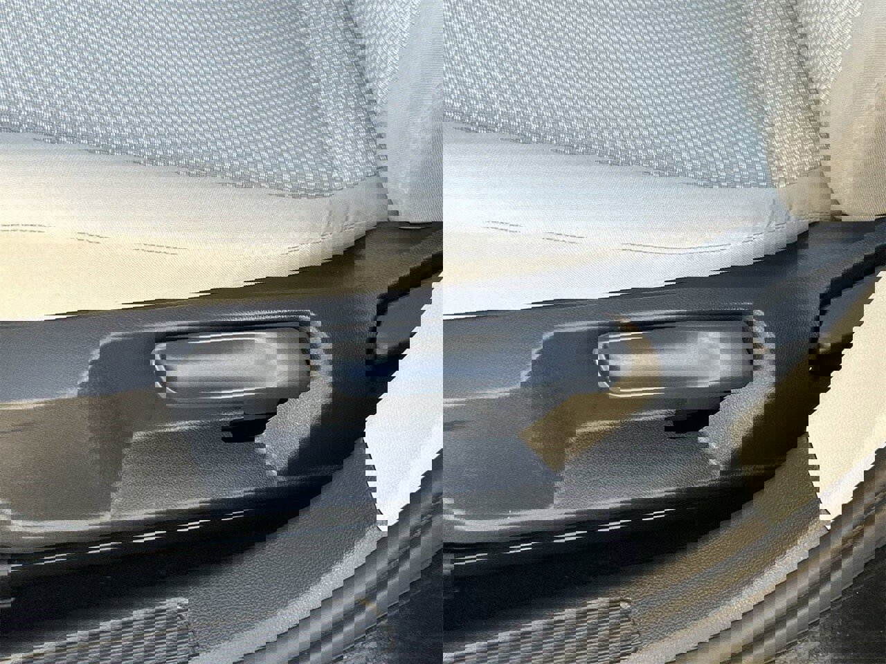 Certified 2021 Volkswagen Jetta S image 17