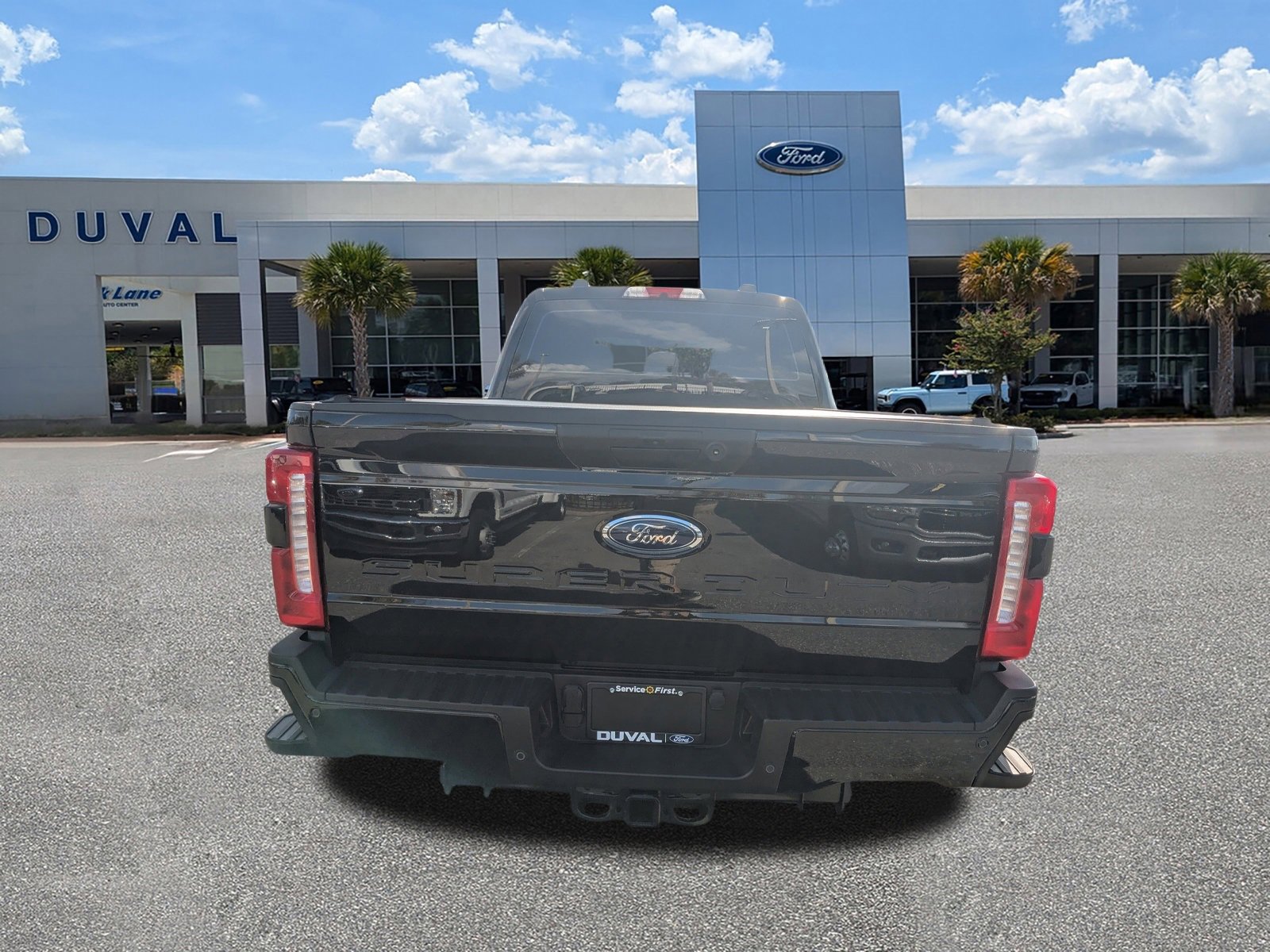 Used 2025 Ford F250 XL w/ STX Appearance Package image 5