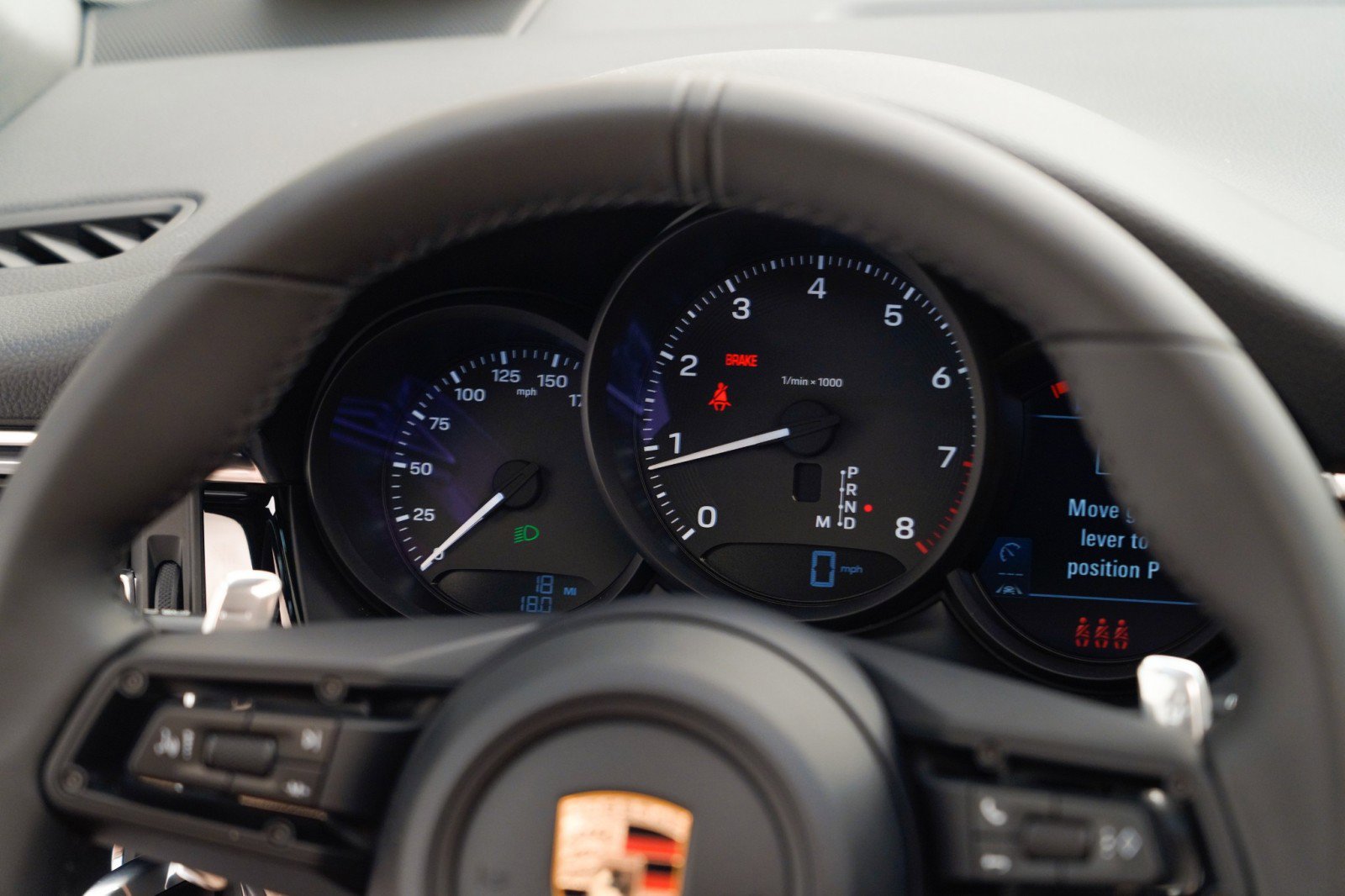 New 2026 Porsche Macan image 20