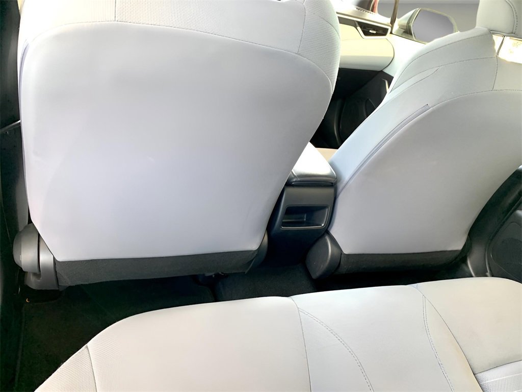 Used 2022 Toyota Corolla SE image 18