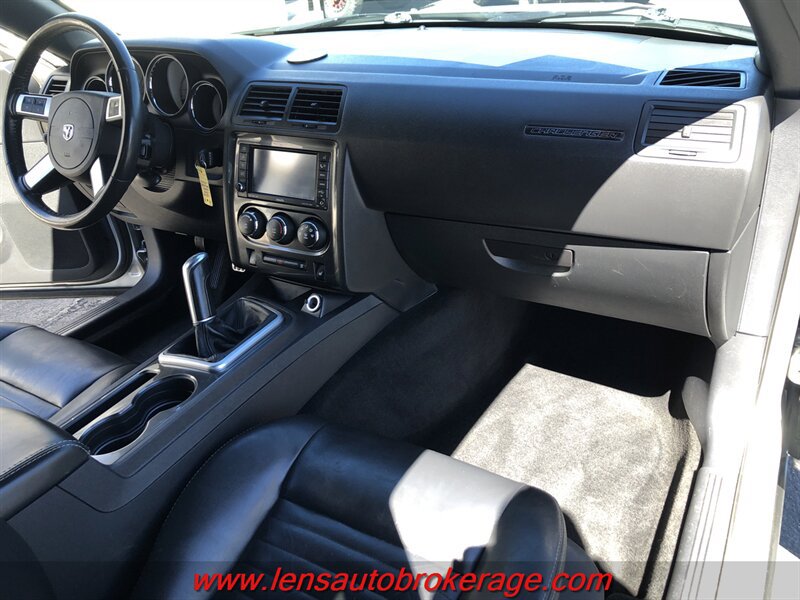 Used 2010 Dodge Challenger R/T RWD image 22