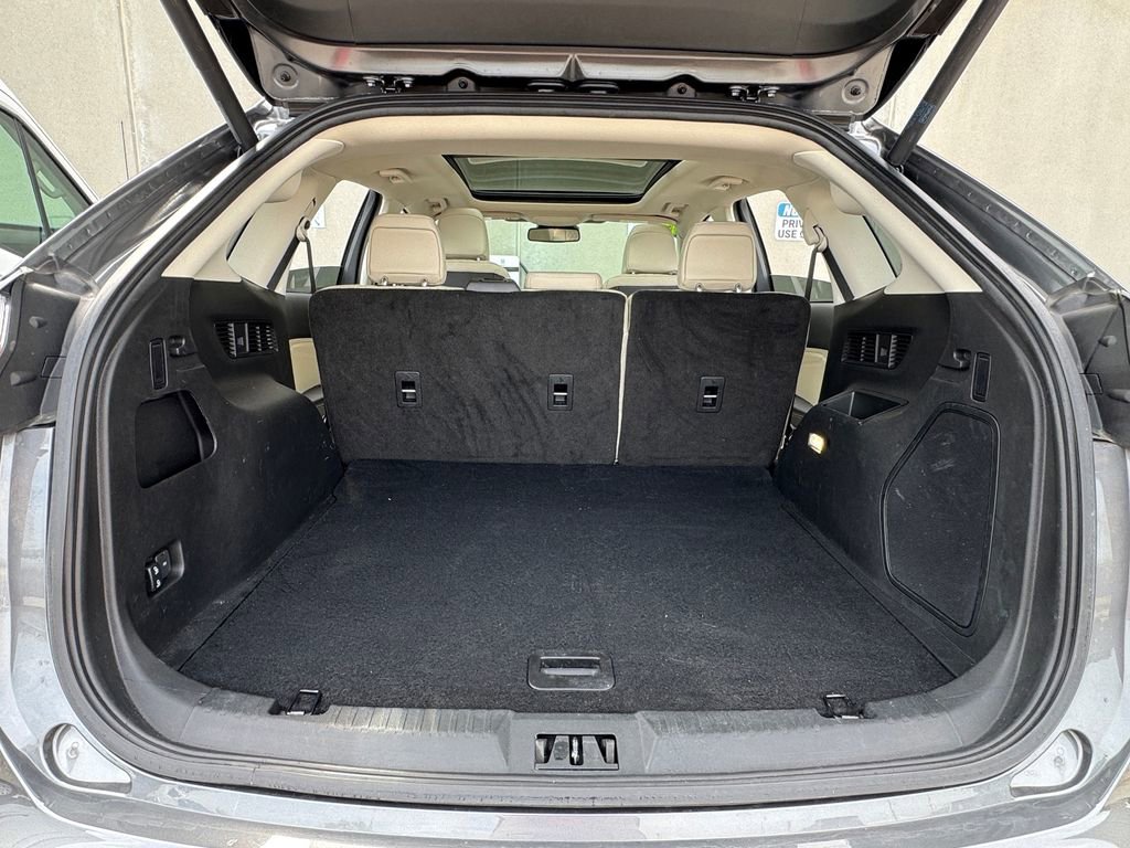 Used 2024 Ford Edge Titanium w/ Equipment Group 301A AWD/4WD image 35