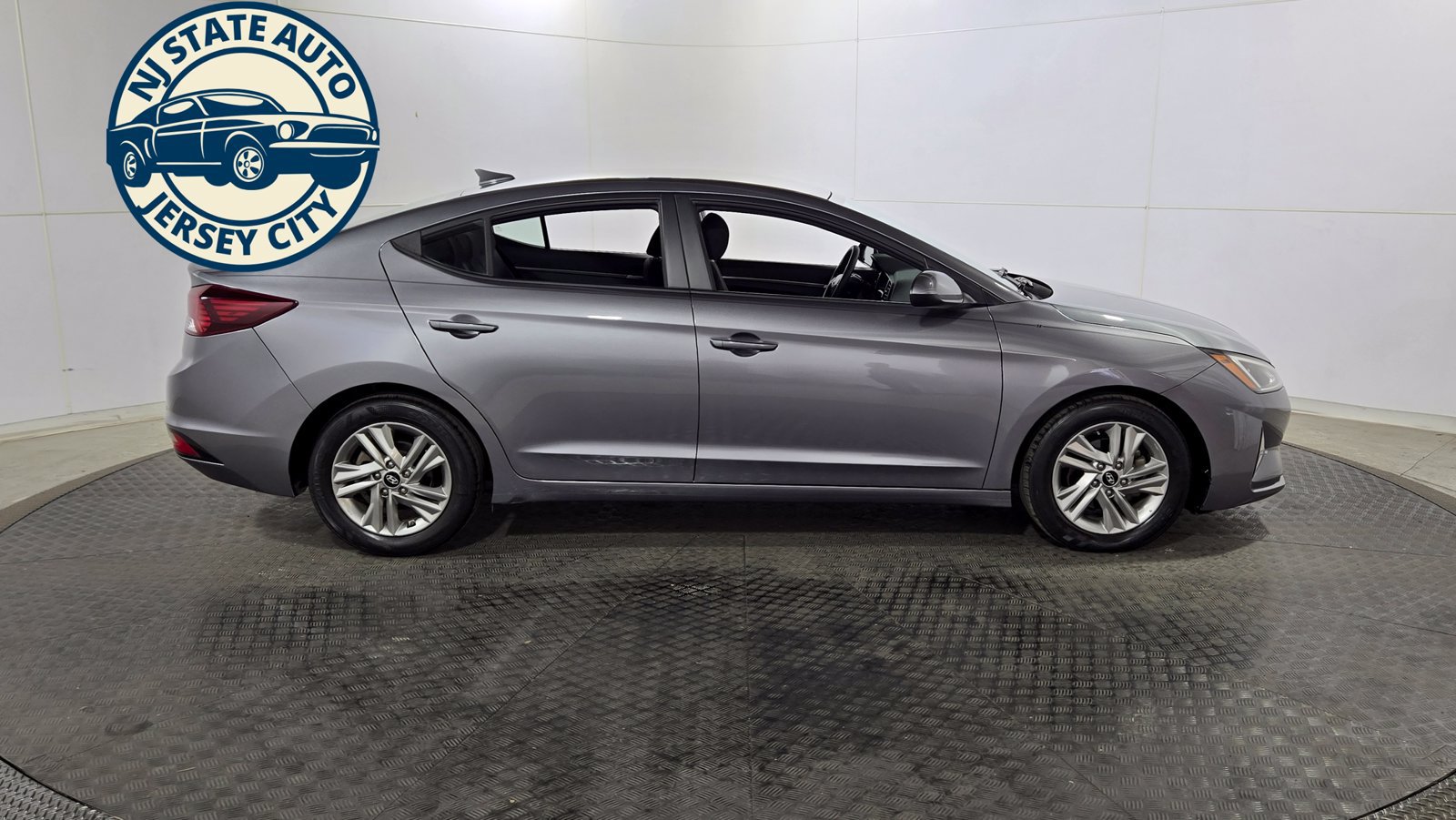 Used 2019 Hyundai Elantra SEL w/ Cargo Package FWD image 8