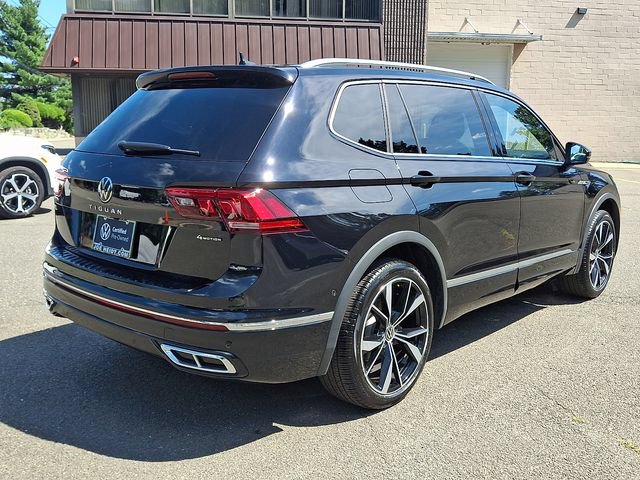 Certified 2023 Volkswagen Tiguan SEL R-Line AWD/4WD image 11