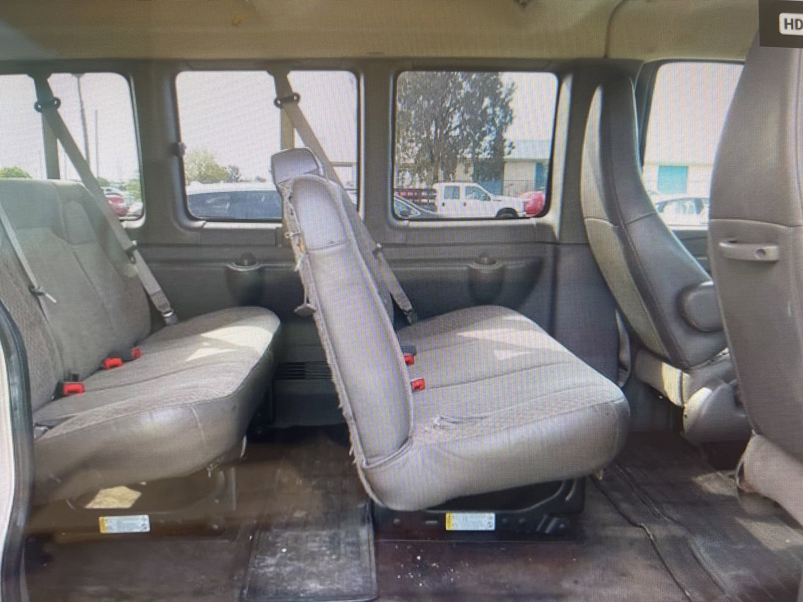 Used 2016 Chevrolet Express 2500 LS image 22