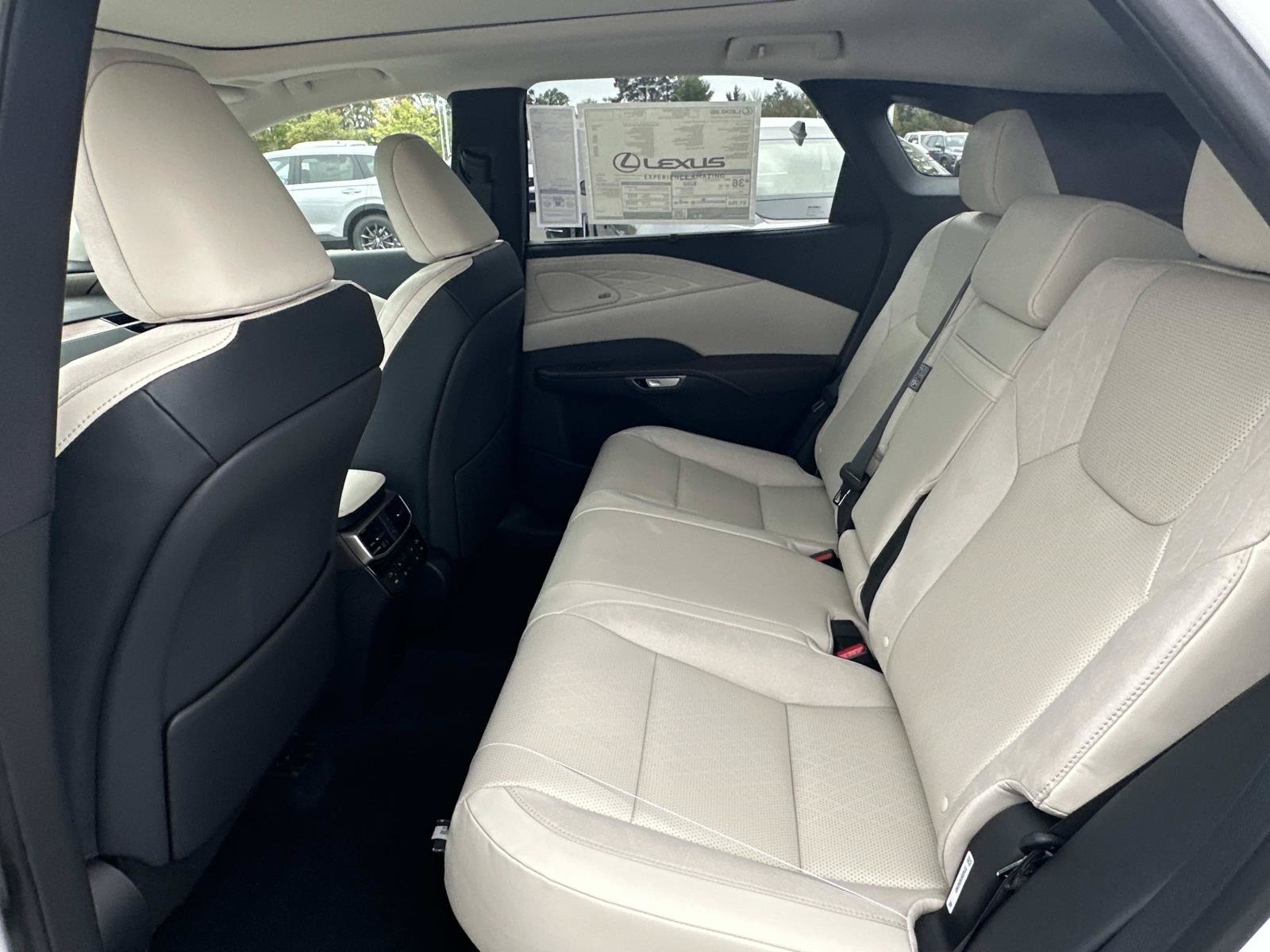 New 2026 Lexus RX 350 w/ Convenience Package AWD/4WD image 12