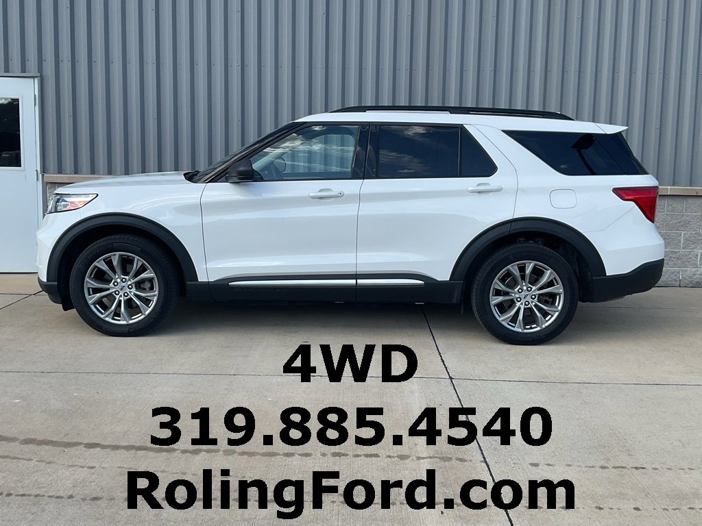 Used 2022 Ford Explorer XLT w/ Equipment Group 202A image 2