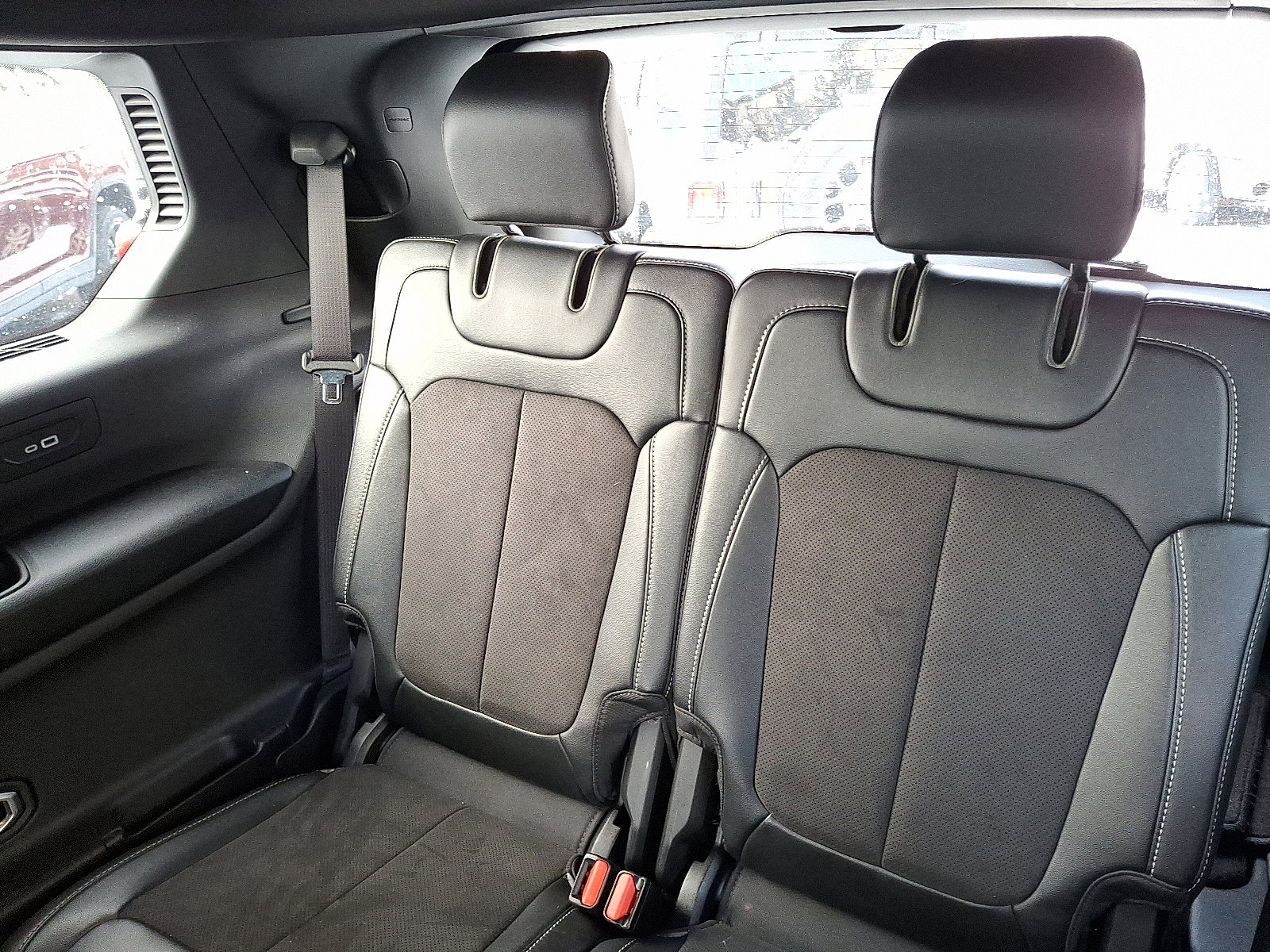 Certified 2024 Jeep Grand Cherokee L Laredo image 11