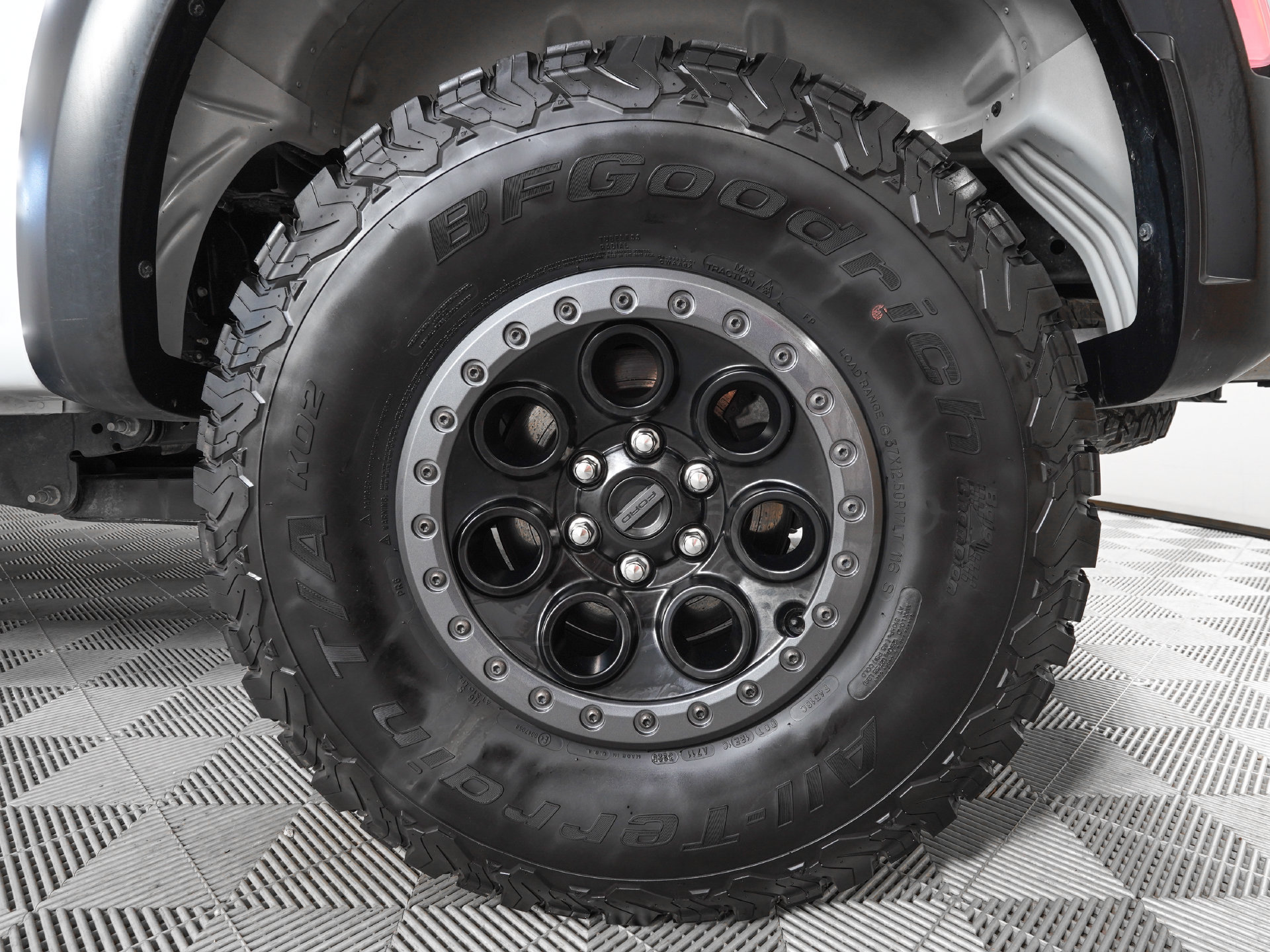 Used 2025 Ford F150 Raptor AWD/4WD image 33