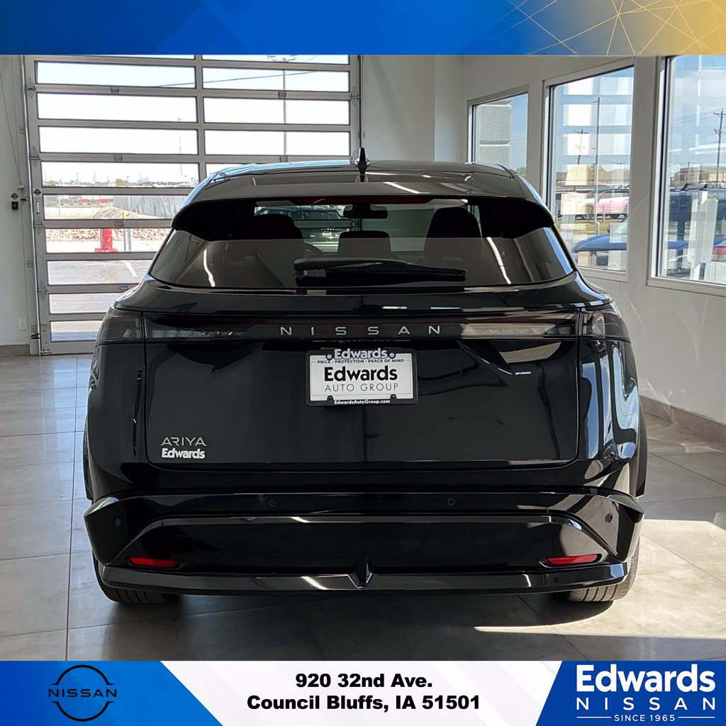 Used 2025 Nissan Ariya FWD image 6