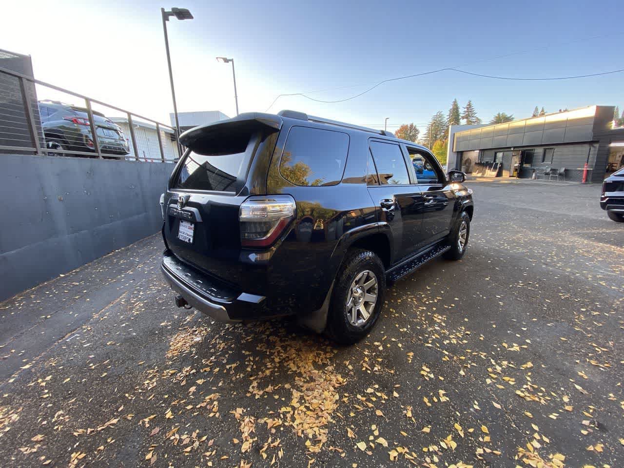 Used 2015 Toyota 4Runner TRD Pro AWD/4WD image 6