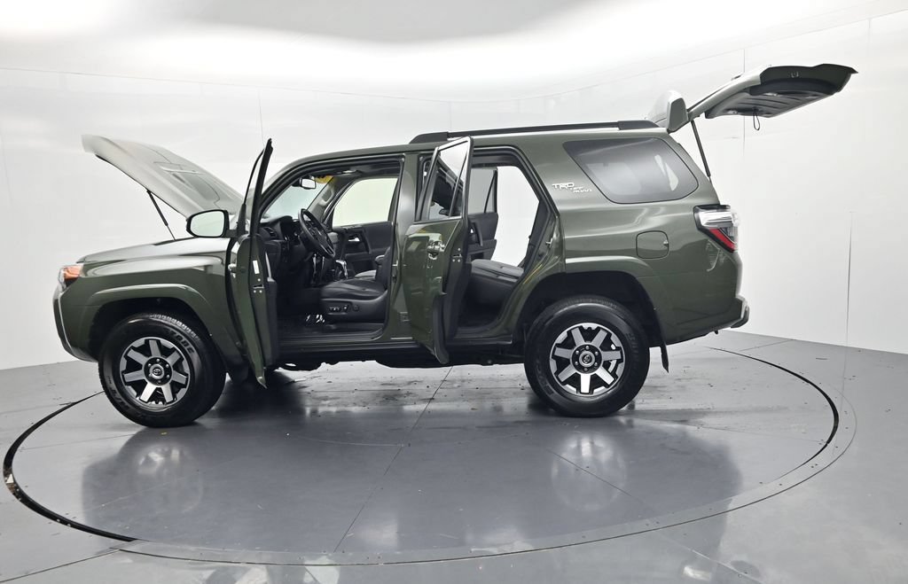 Used 2022 Toyota 4Runner TRD Off-Road Premium AWD/4WD image 69