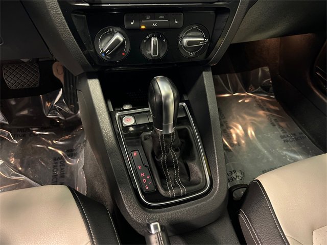 Used 2016 Volkswagen Jetta Sport image 27