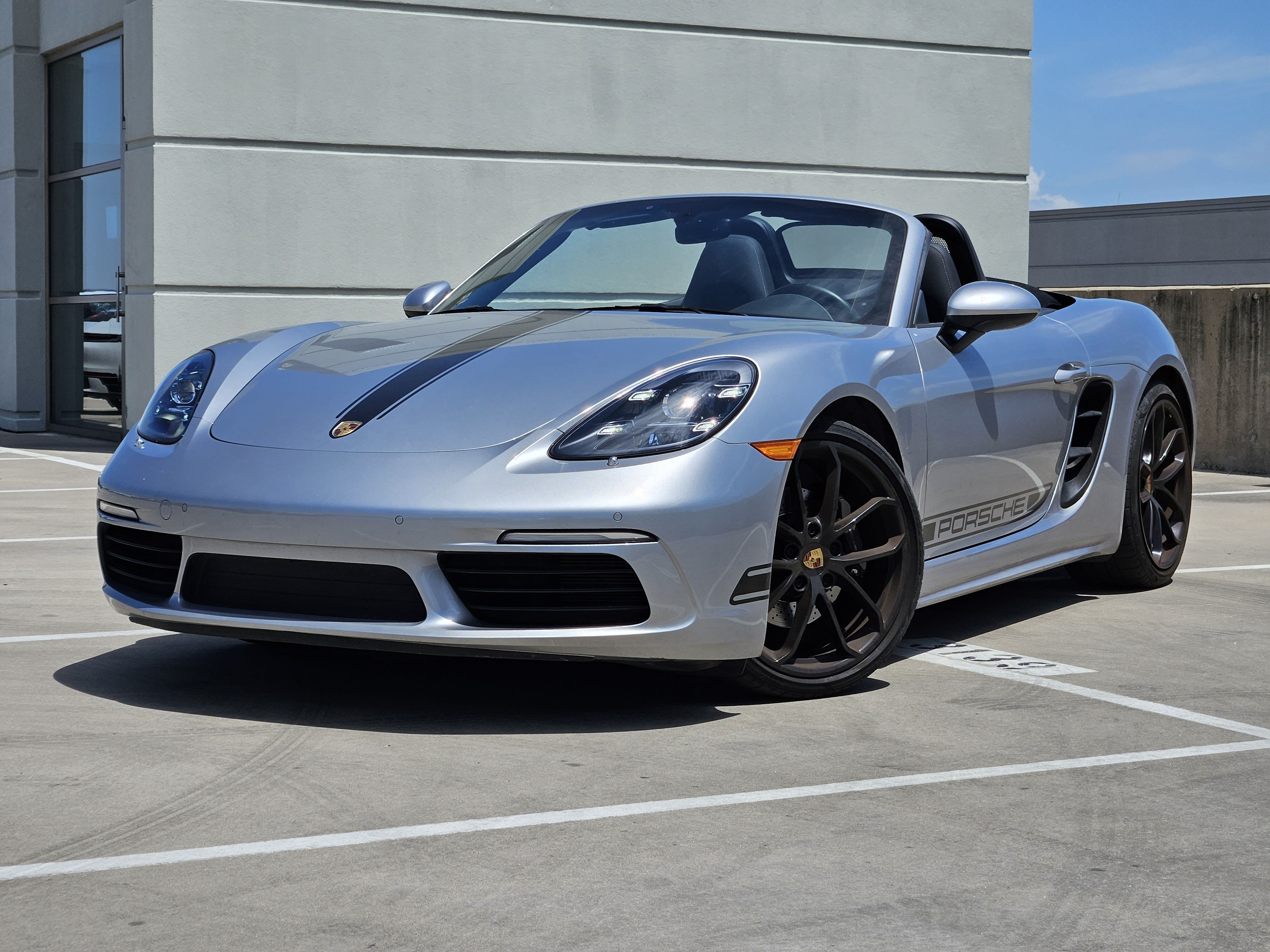 Certified 2024 Porsche 718 Boxster RWD image 1