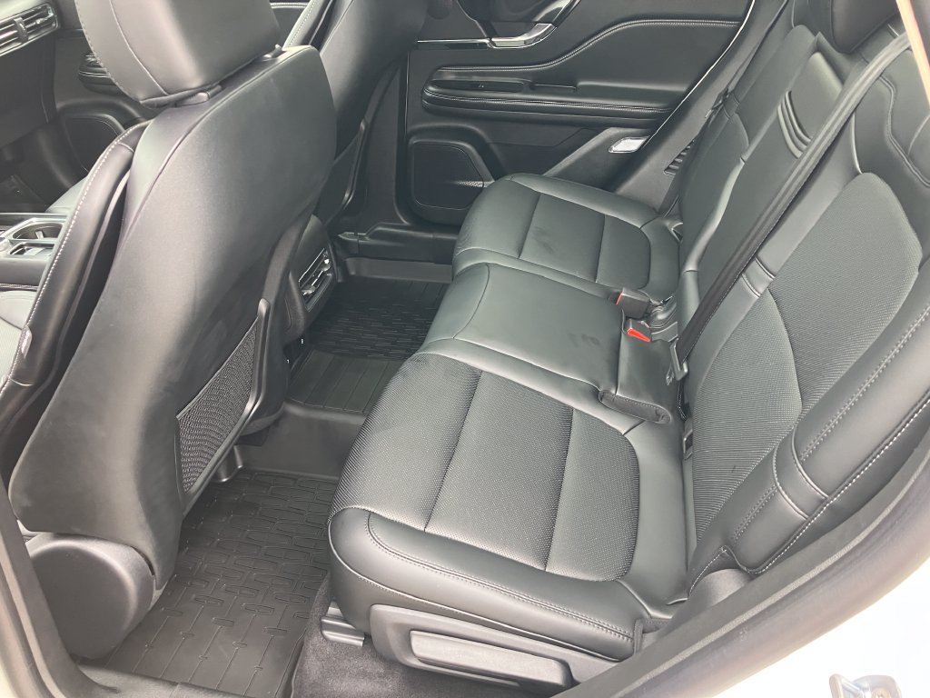 Used 2025 Lincoln Corsair AWD w/ Equipment Group 101A image 16