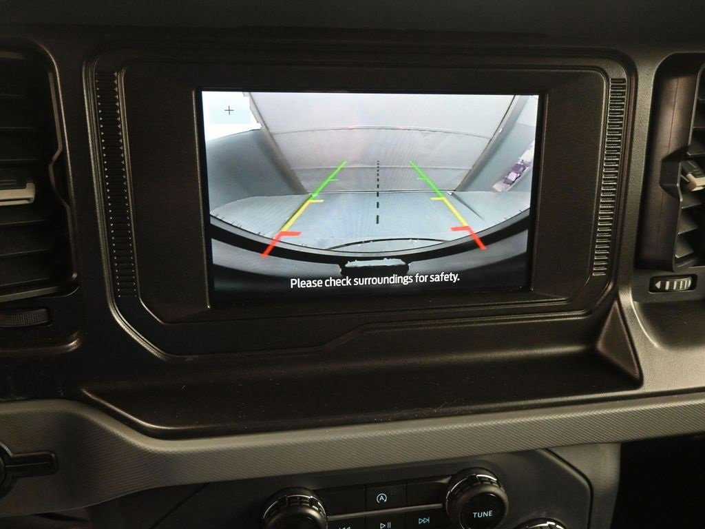 Certified 2022 Ford Bronco Base image 32