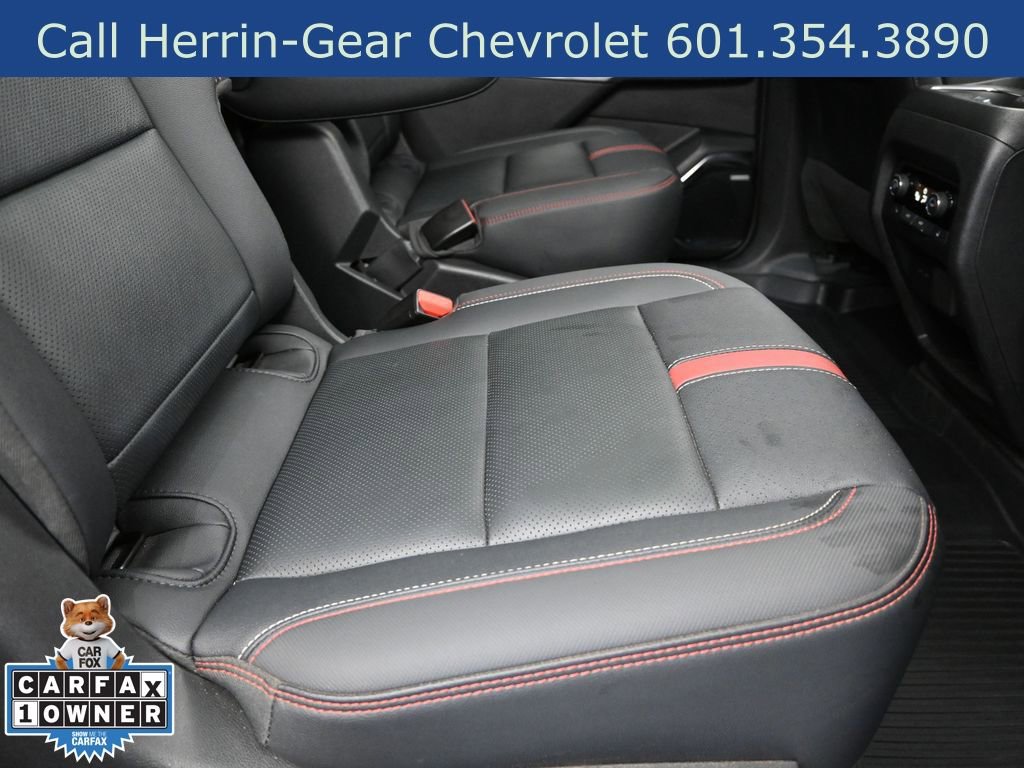 Used 2024 Chevrolet Traverse RS image 22