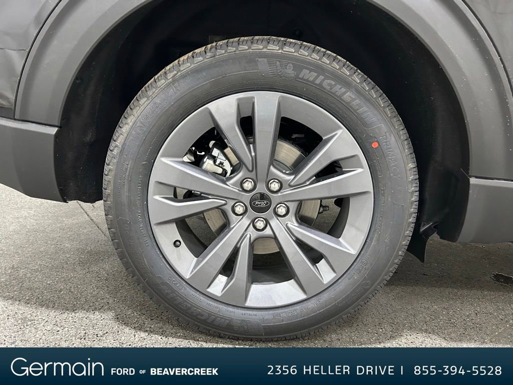 New 2026 Ford Explorer Active w/ Active Comfort Package image 10