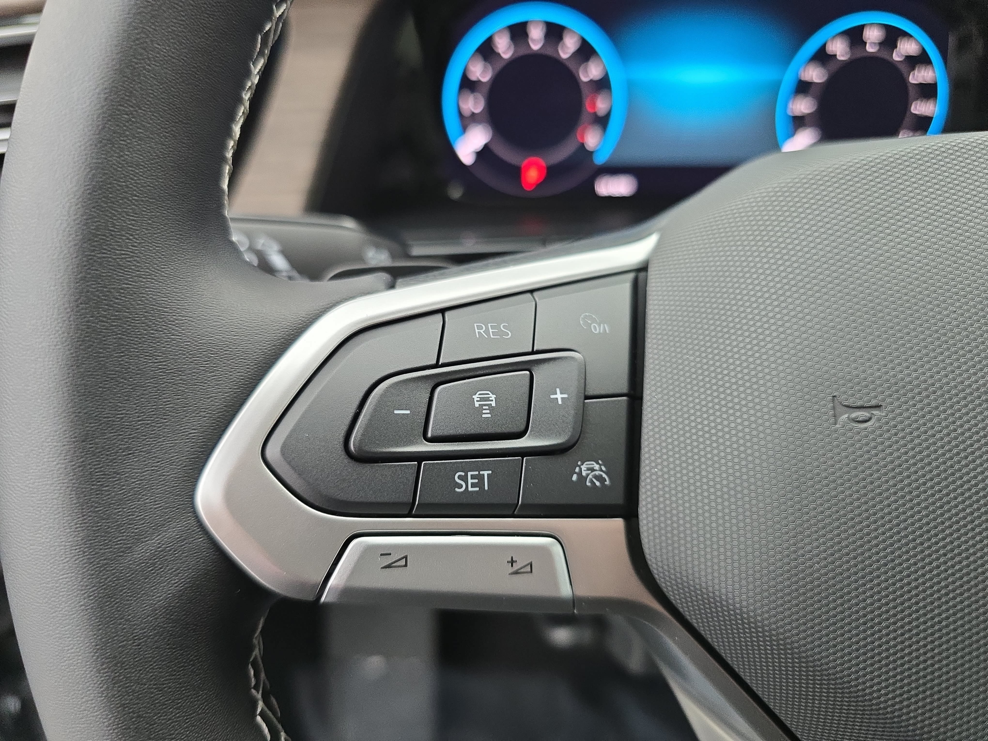 New 2026 Volkswagen Atlas SEL AWD/4WD image 18