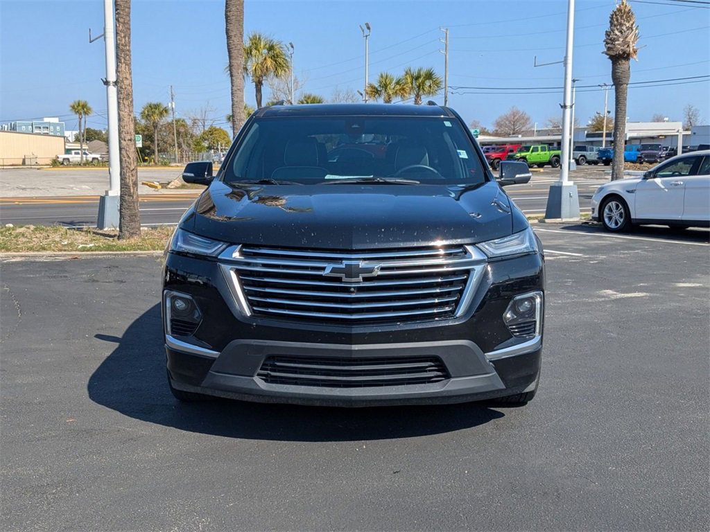 Used 2023 Chevrolet Traverse Premier image 2
