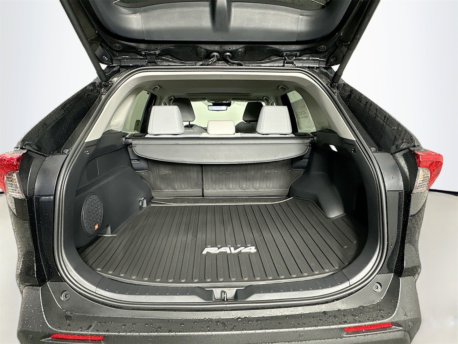 New 2025 Toyota RAV4 XLE Premium image 28