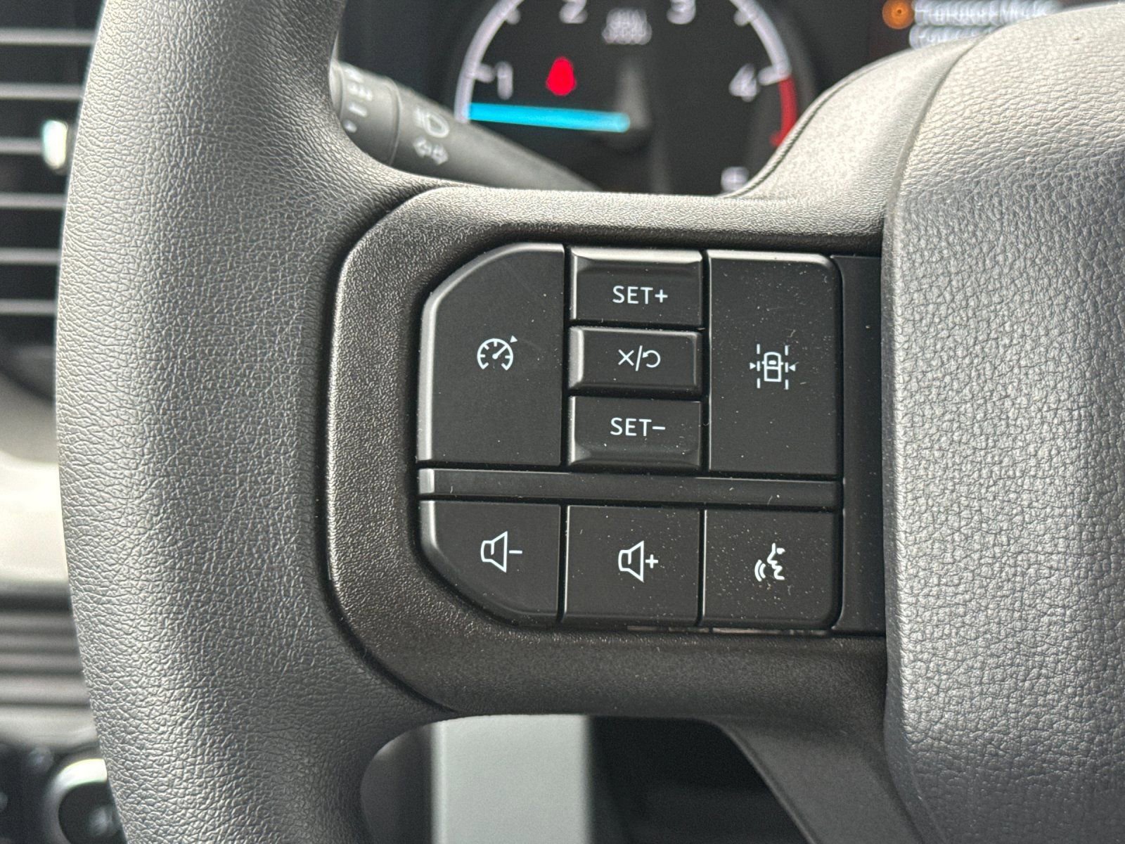 New 2024 Ford F550 4x4 Regular Cab Super Duty image 22