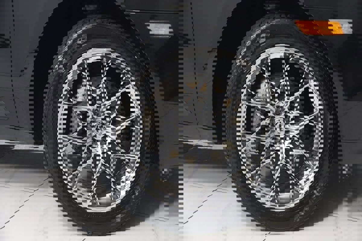 Used 2020 Porsche Macan image 16