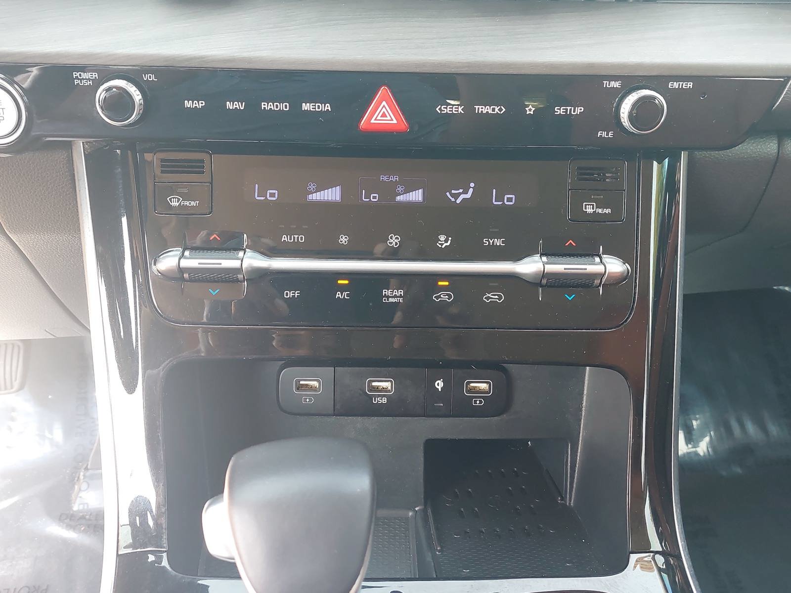 Used 2024 Kia Carnival SX FWD image 22