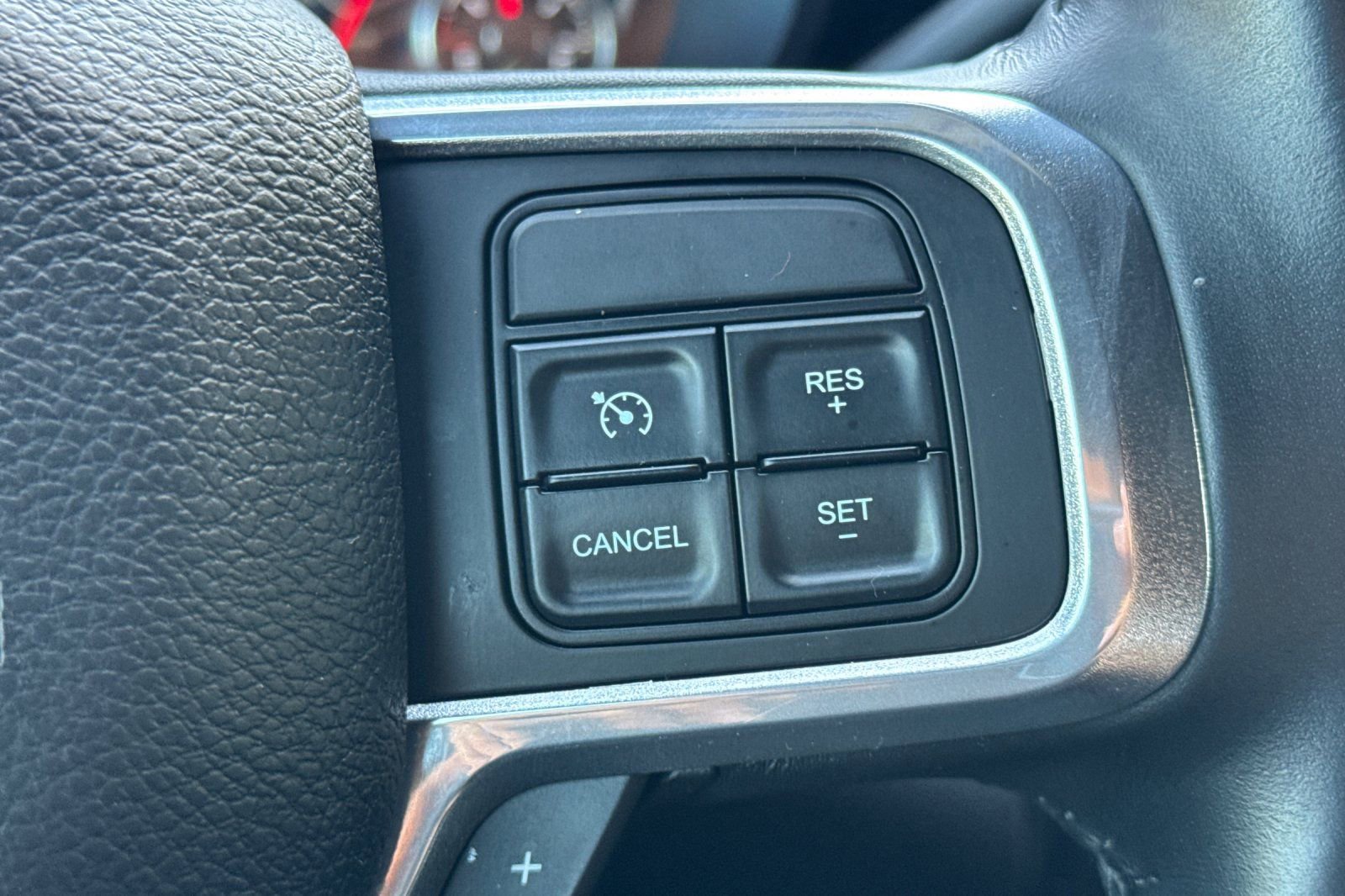 Used 2021 RAM 2500 Laramie w/ Night Edition image 38