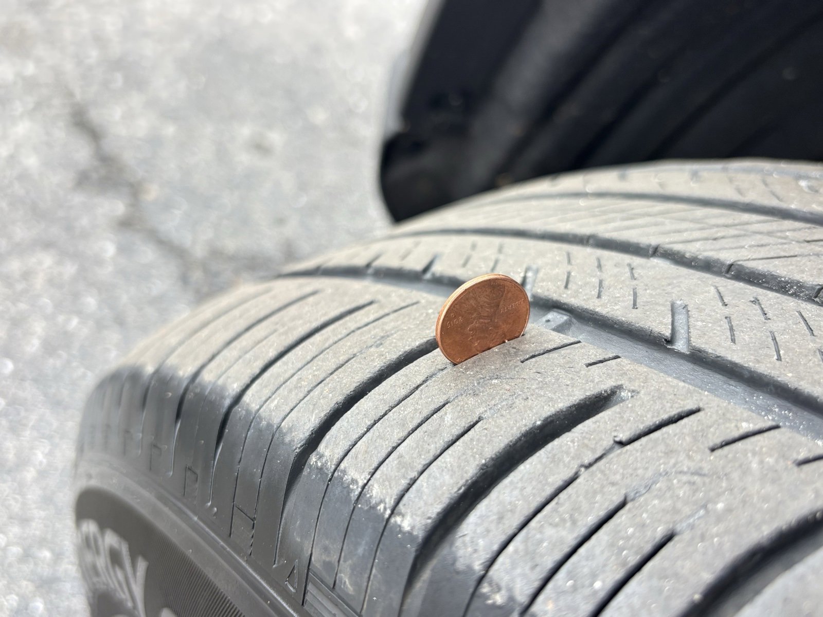 Used 2020 Ford Explorer XLT w/ Equipment Group 202A image 15