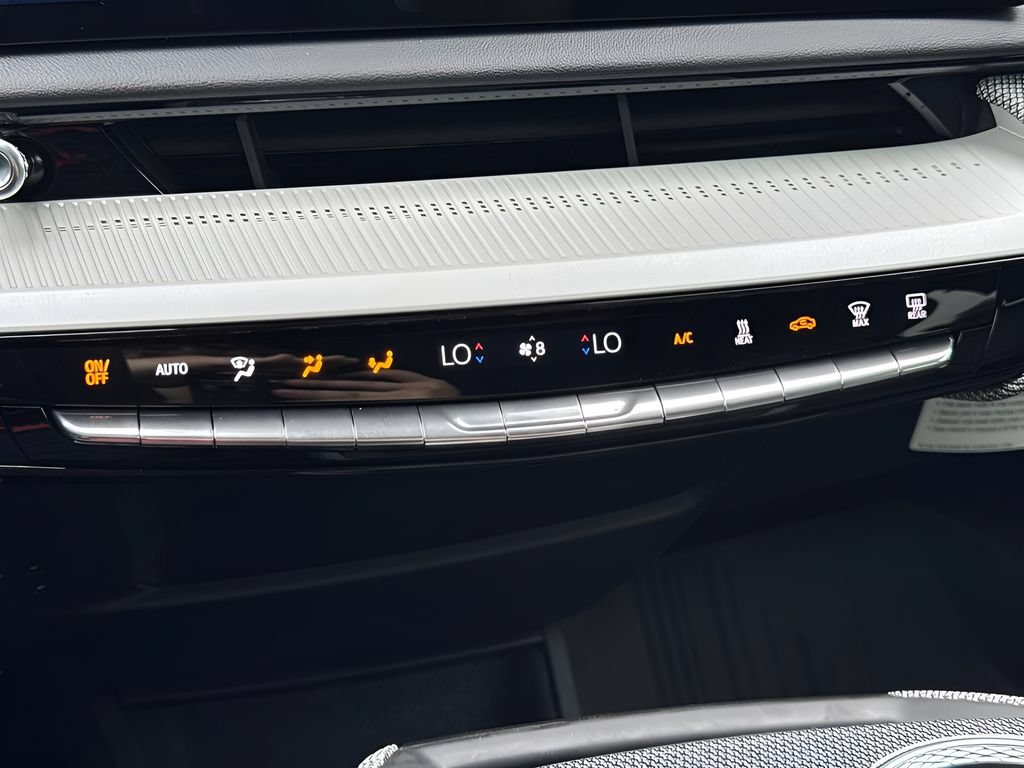 New 2027 Cadillac Optiq Sport w/ LPO, Floor Liner Package AWD/4WD image 26