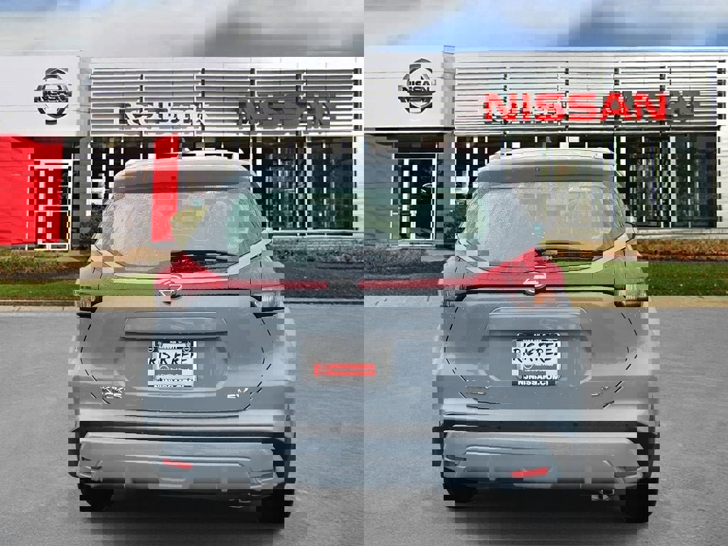 Certified 2023 Nissan Kicks SV image 6