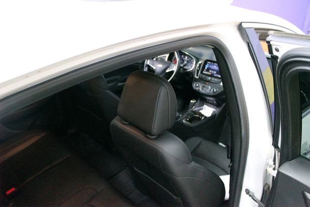 Used 2019 Chevrolet Malibu Premier FWD image 10
