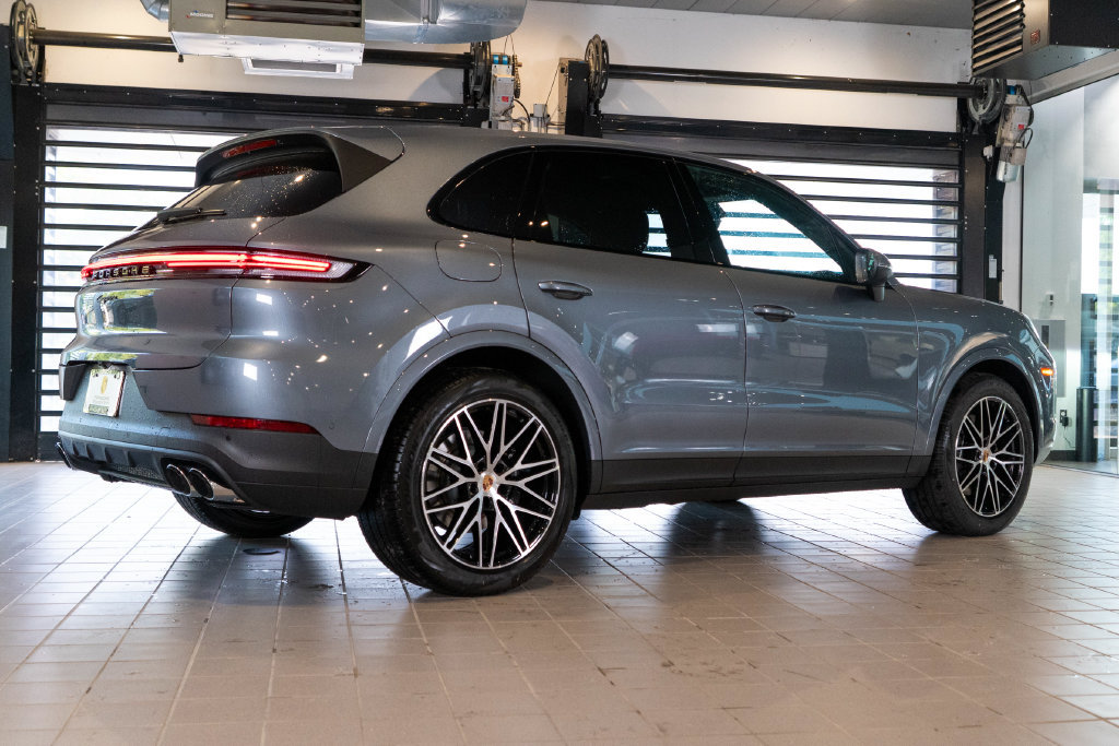 New 2026 Porsche Cayenne AWD/4WD image 10