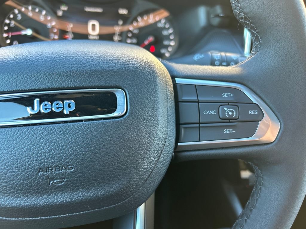 New 2026 Jeep Compass Latitude image 26