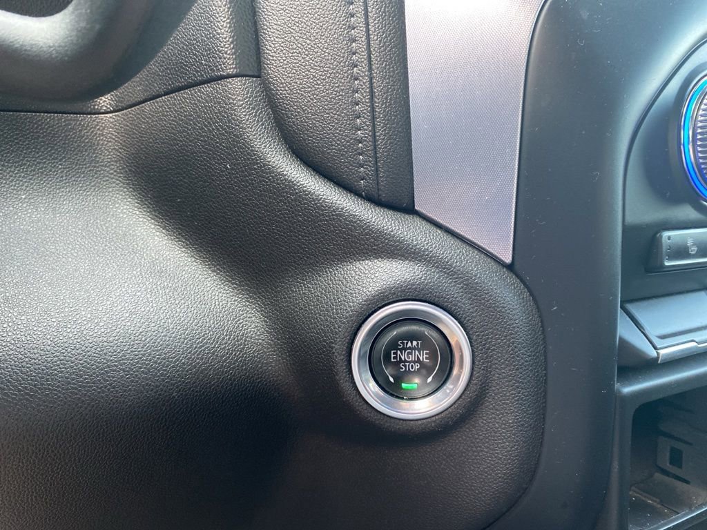 Used 2020 GMC Sierra 1500 SLE w/ SLE Value Package image 14