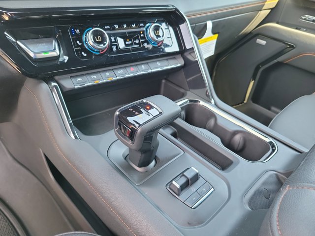 Used 2024 GMC Sierra 1500 AT4 w/ Technology Package image 22