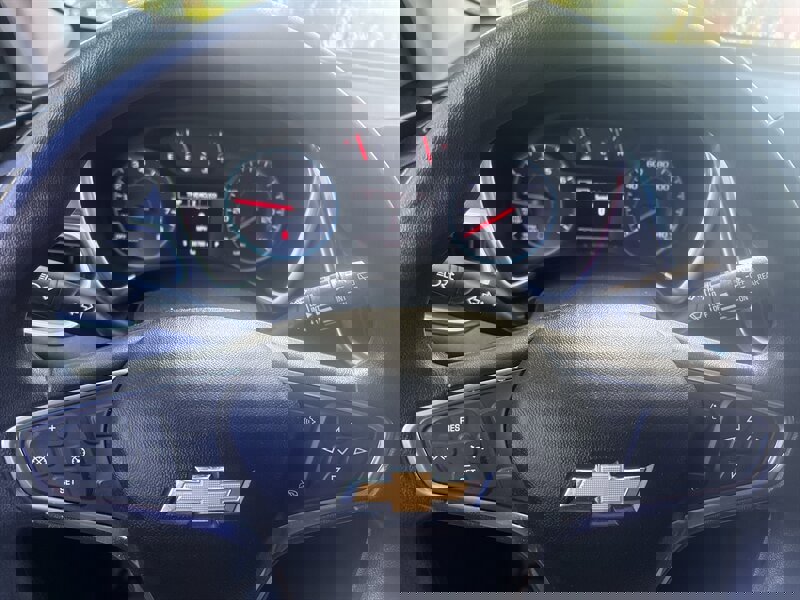 Used 2018 Chevrolet Equinox LT image 36