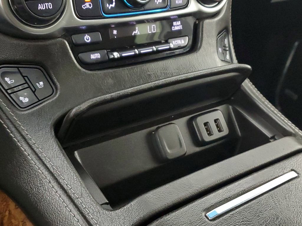 Used 2020 Chevrolet Tahoe Premier w/ RST 6.2L Performance Edition image 26