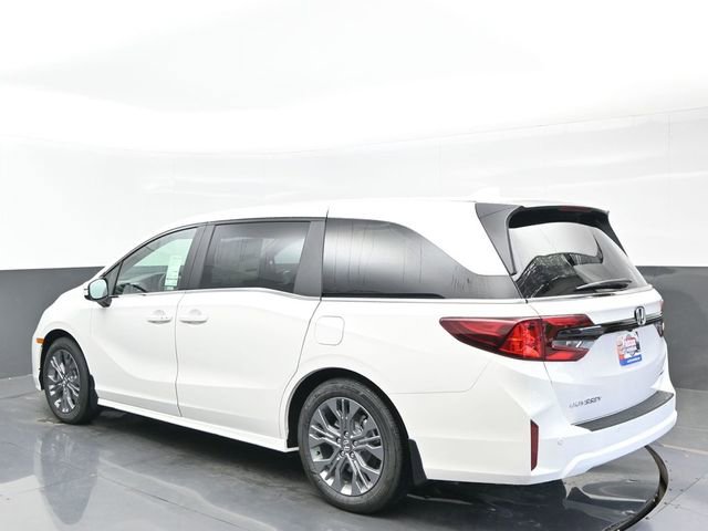 New 2026 Honda Odyssey Touring image 3