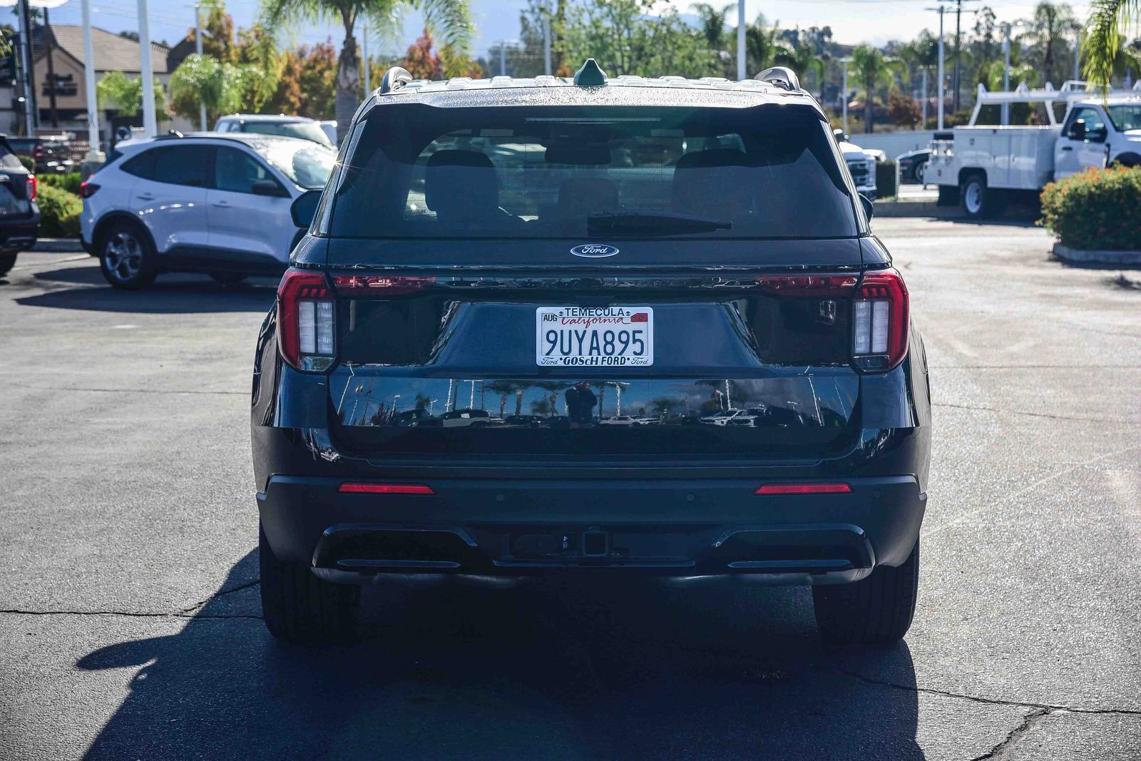 Used 2025 Ford Explorer ST-Line w/ Premium Package image 5