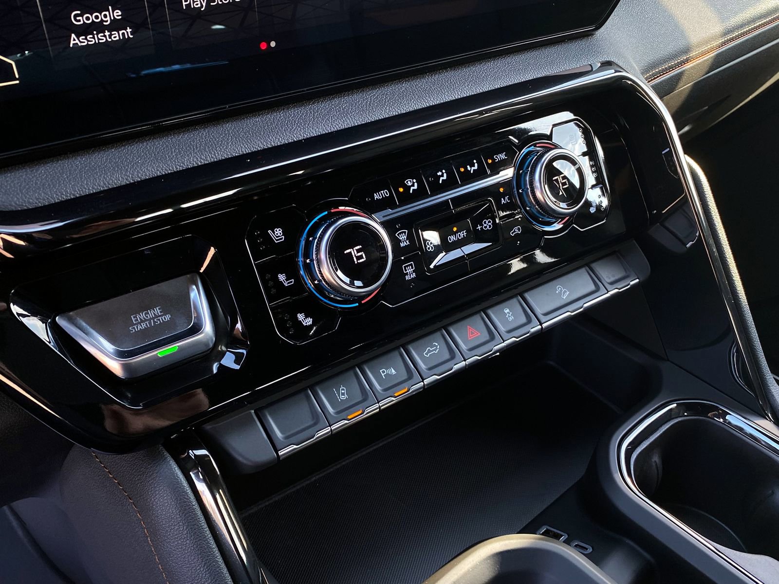 Used 2025 GMC Sierra 2500 AT4 w/ AT4 Preferred Package image 21